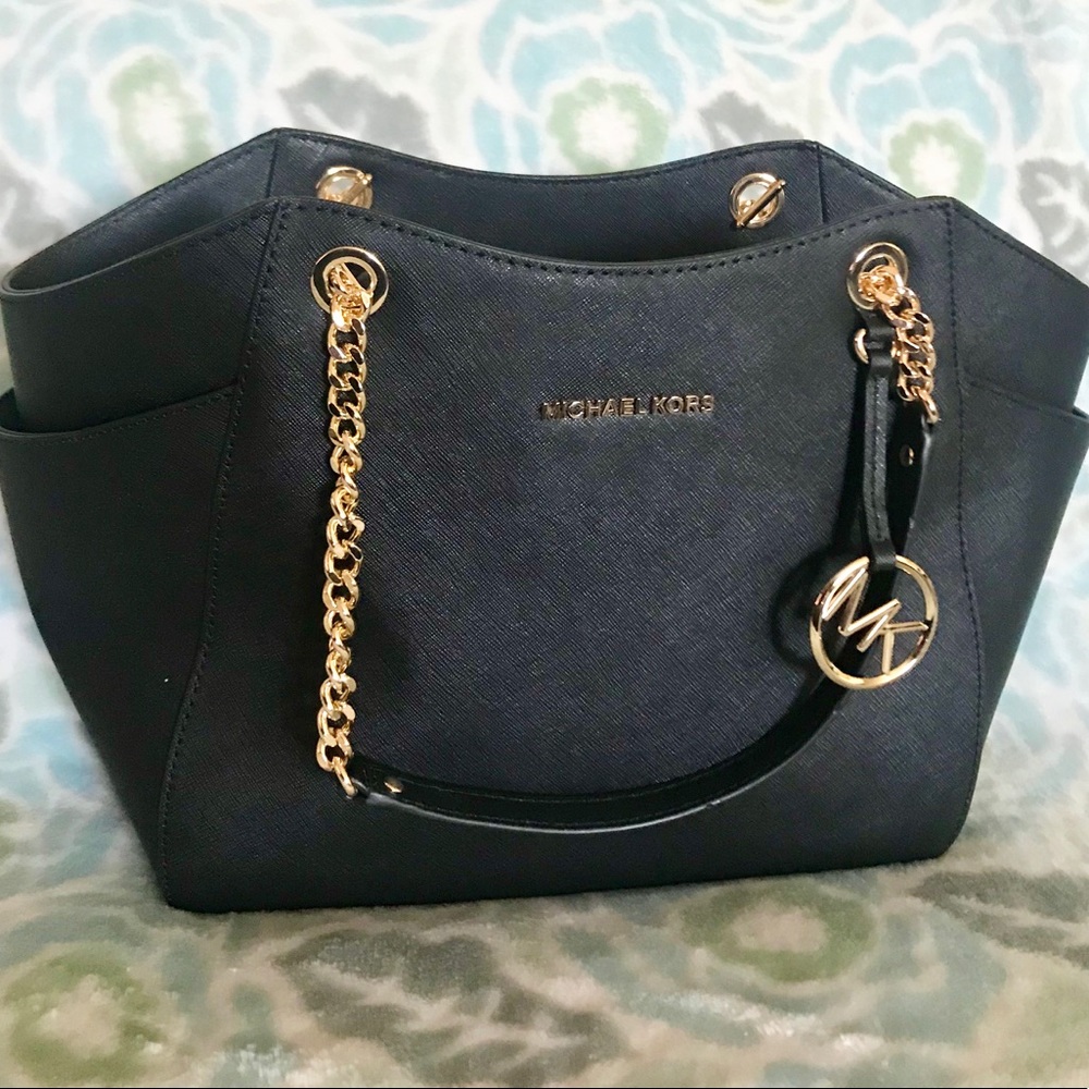 Michael Kors Jet Set tote